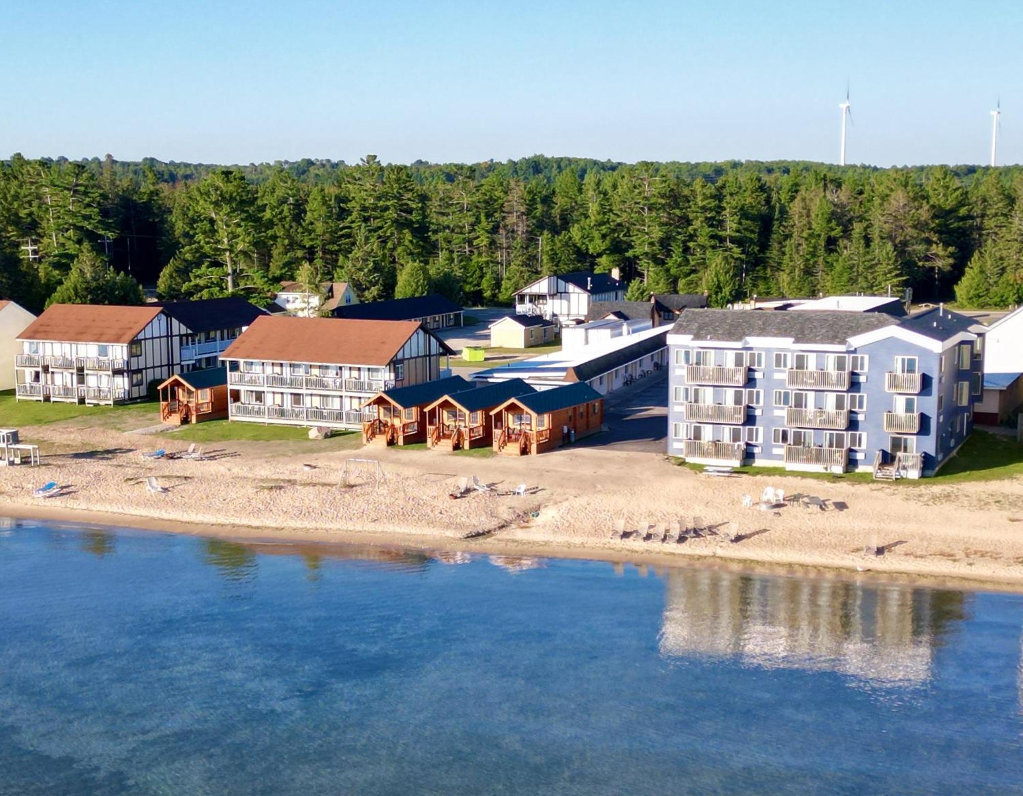 Waterfront Inn Mackinaw City Dış mekan fotoğraf