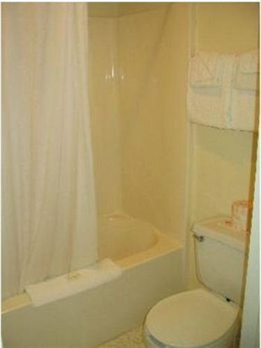 Waterfront Inn Mackinaw City Dış mekan fotoğraf