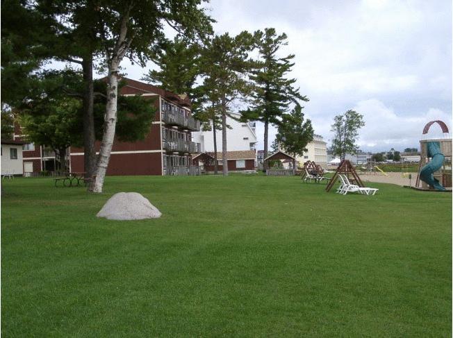 Waterfront Inn Mackinaw City Dış mekan fotoğraf